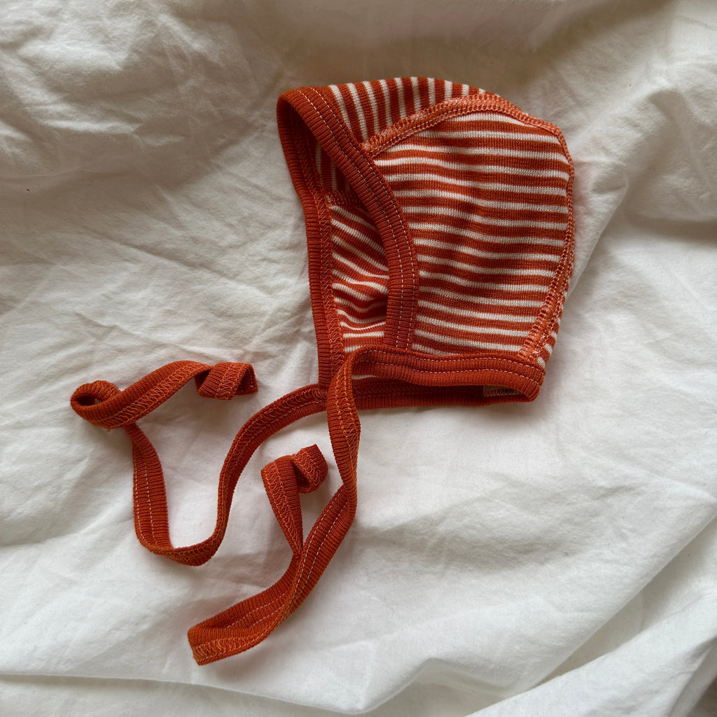 Cosilana Hätta, Orange/Randig