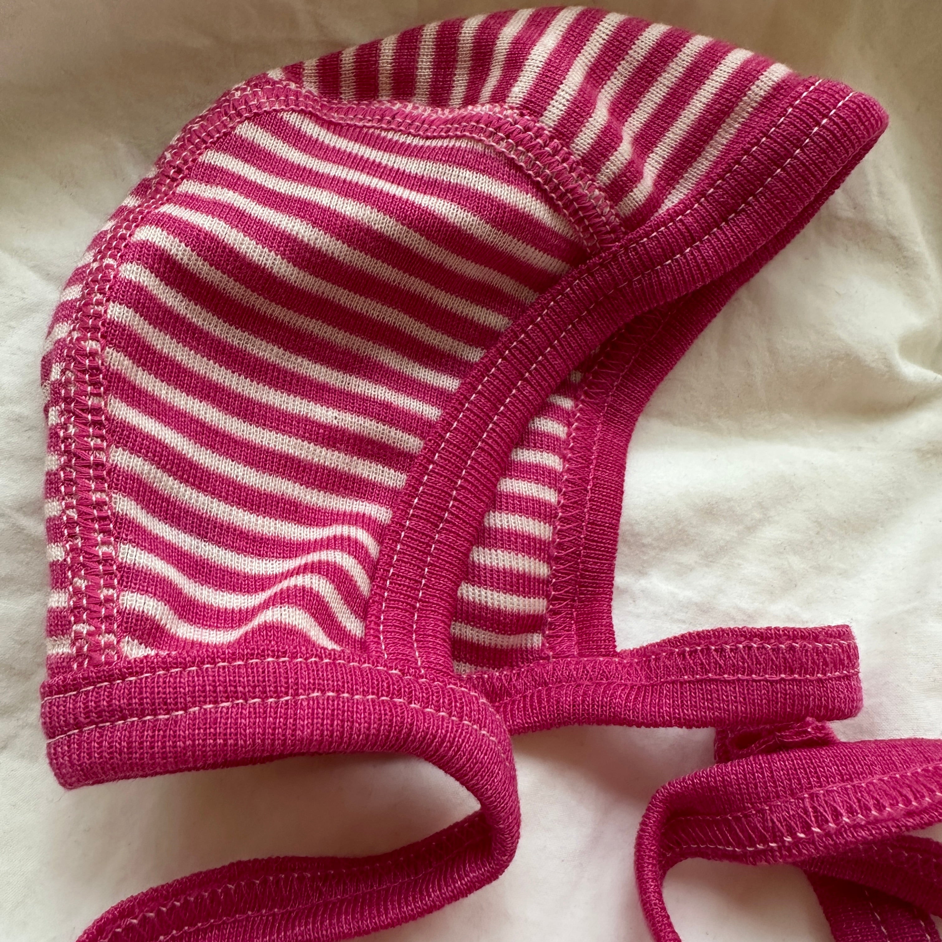 Cosilana Hätta, Rosa/Randig