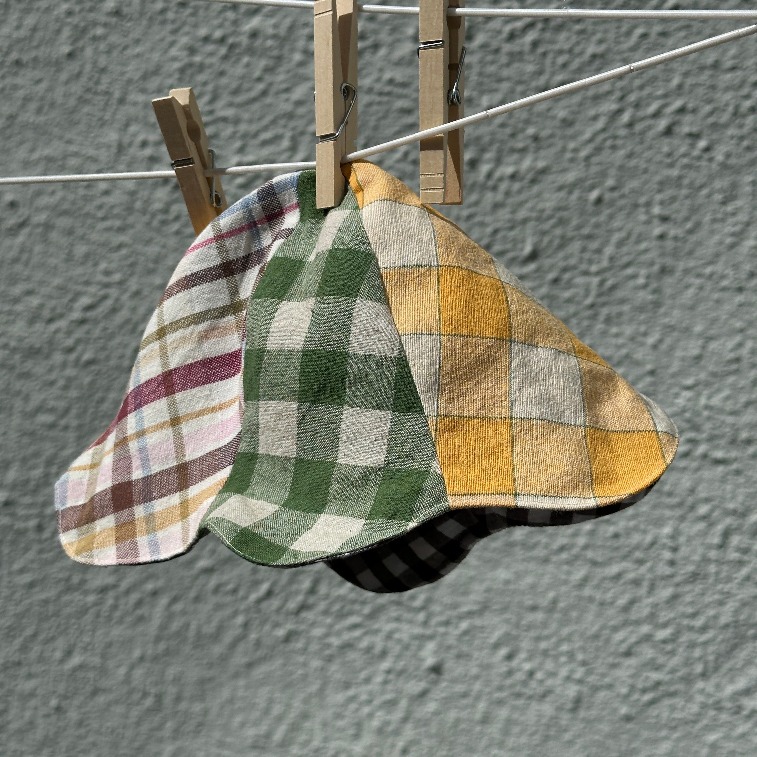 Emmie K Solhatt, 48cm
