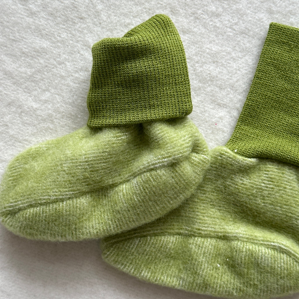 Cosilana Babytossor Ullfleece, Grön
