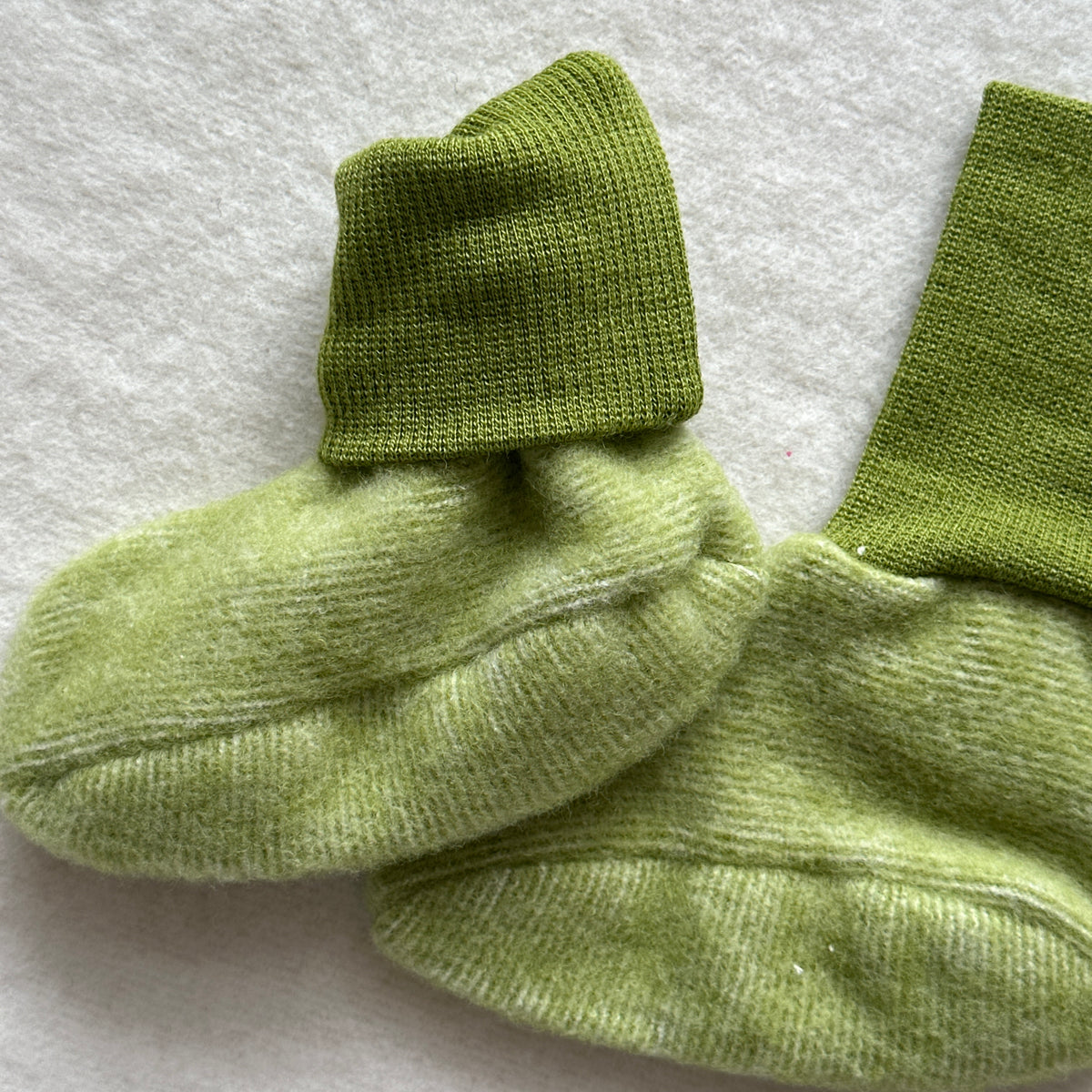 Cosilana Babytossor Ullfleece, Grön