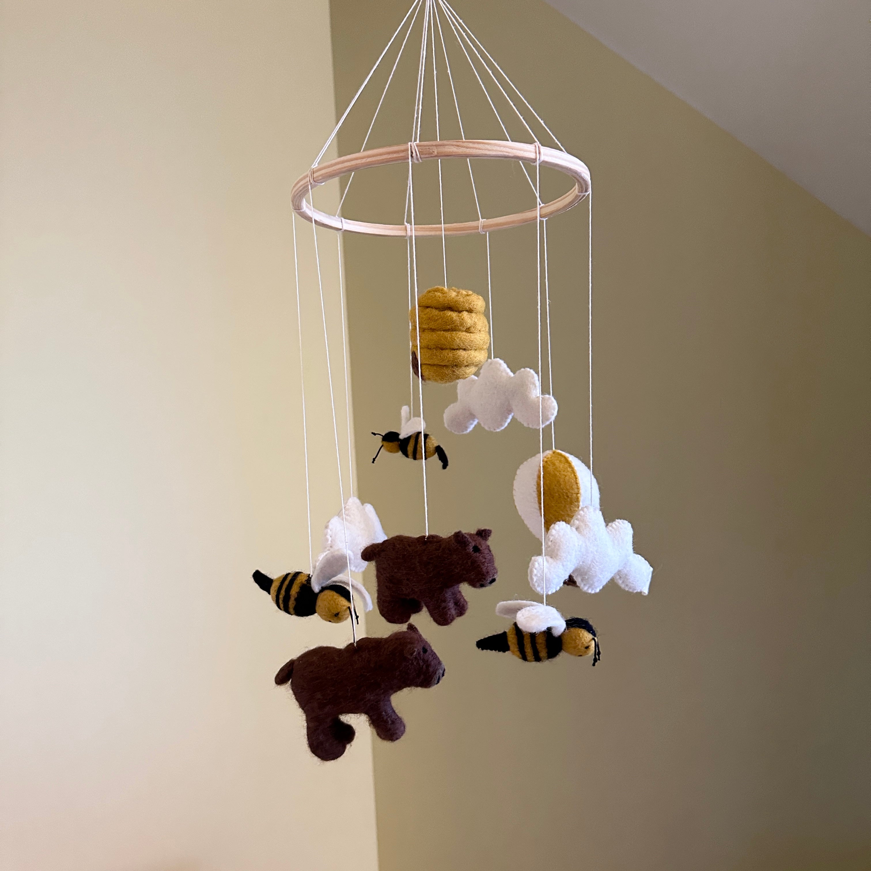 Gamcha Babymobil, Bi och Björn
