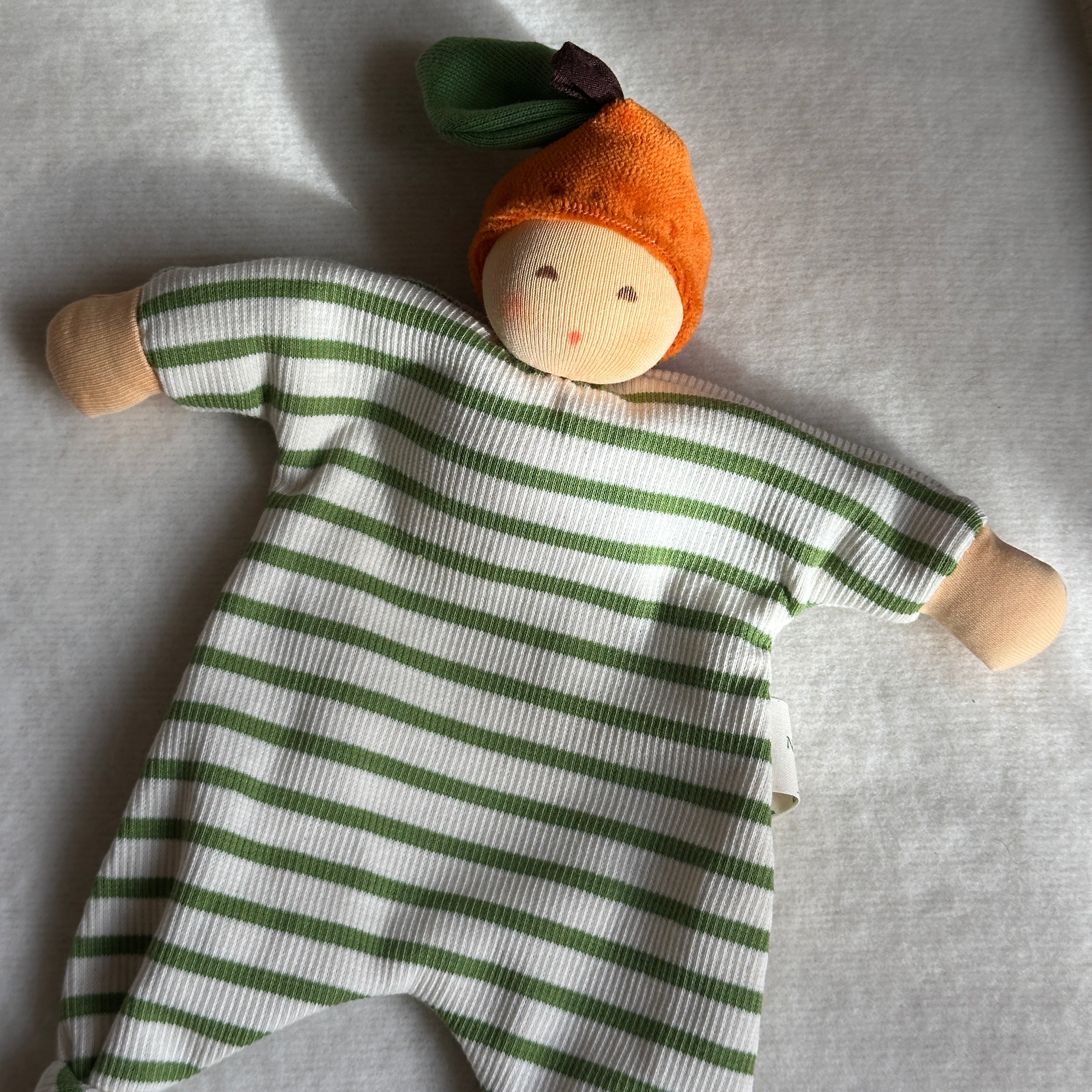 Nanchen Natur, Docka Apelsin